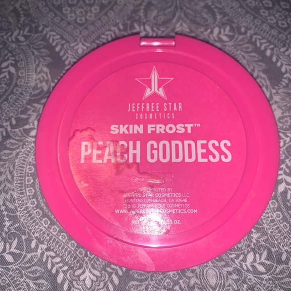 Jeffree star skin frost peach goddess 💕 - Picture 3 of 3